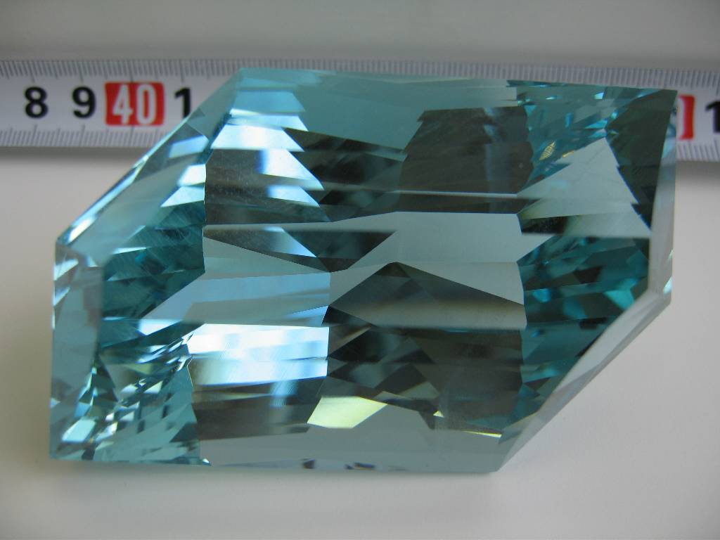 Manufacturers Exporters and Wholesale Suppliers of Aquamarine Cuts jaipur Rajasthan